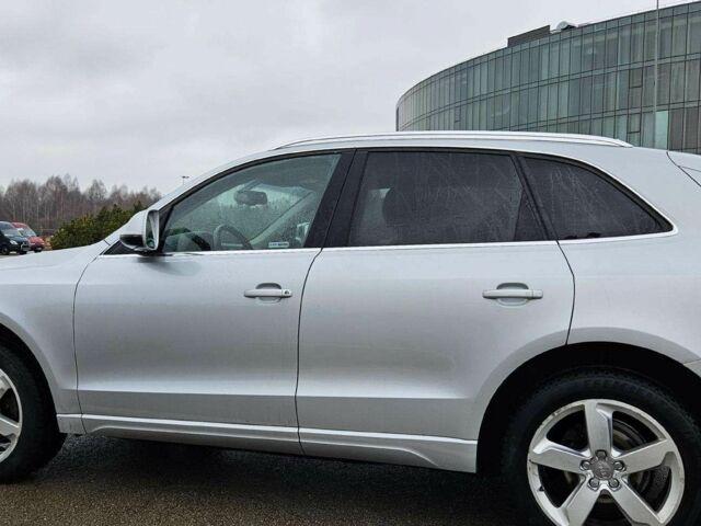 Серый Ауди Ку 5, объемом двигателя 3.2 л и пробегом 182 тыс. км за 7900 $, фото 5 на Automoto.ua