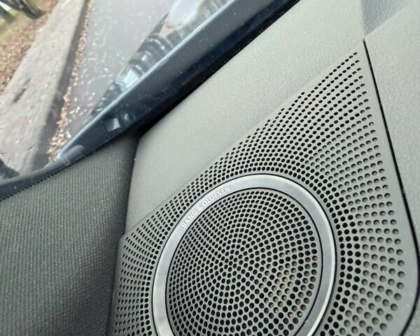 Сірий Ауді Ку 5, об'ємом двигуна 1.98 л та пробігом 277 тис. км за 12000 $, фото 24 на Automoto.ua