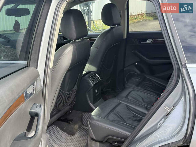 Сірий Ауді Ку 5, об'ємом двигуна 1.98 л та пробігом 241 тис. км за 12300 $, фото 9 на Automoto.ua