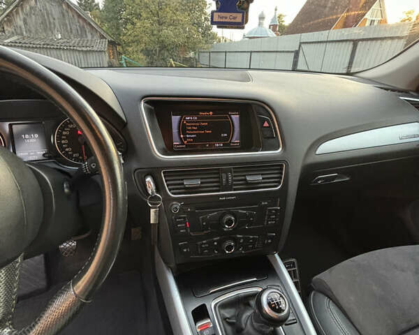 Серый Ауди Ку 5, объемом двигателя 1.97 л и пробегом 260 тыс. км за 16200 $, фото 16 на Automoto.ua