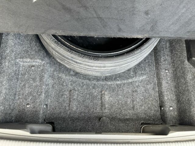 Сірий Ауді Ку 5, об'ємом двигуна 2 л та пробігом 270 тис. км за 15500 $, фото 15 на Automoto.ua