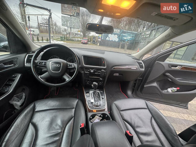 Сірий Ауді Ку 5, об'ємом двигуна 2 л та пробігом 263 тис. км за 11850 $, фото 17 на Automoto.ua