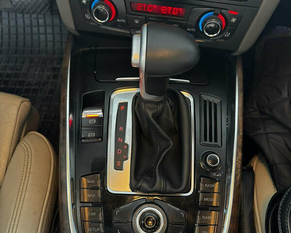 Серый Ауди Ку 5, объемом двигателя 2.97 л и пробегом 301 тыс. км за 15800 $, фото 17 на Automoto.ua