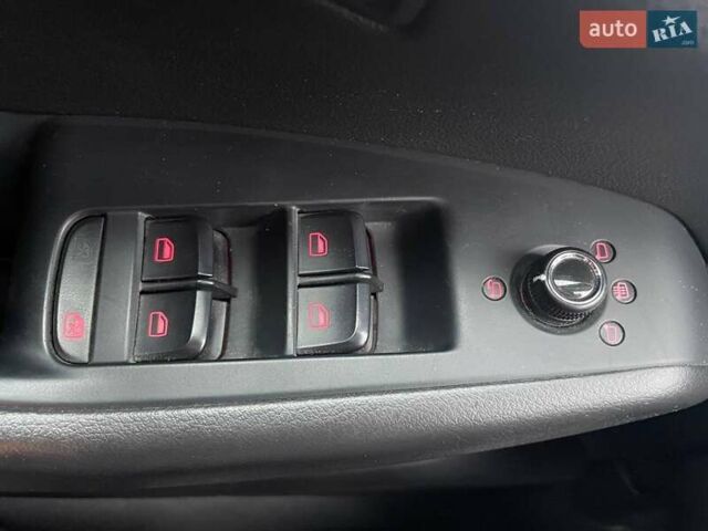 Сірий Ауді Ку 5, об'ємом двигуна 1.98 л та пробігом 275 тис. км за 14190 $, фото 12 на Automoto.ua