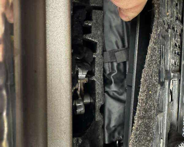 Серый Ауди Ку 5, объемом двигателя 2.97 л и пробегом 301 тыс. км за 15800 $, фото 29 на Automoto.ua