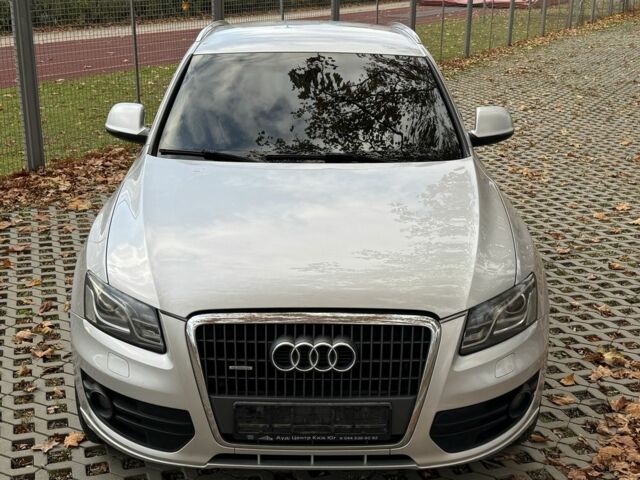 Сірий Ауді Ку 5, об'ємом двигуна 2 л та пробігом 270 тис. км за 15500 $, фото 6 на Automoto.ua