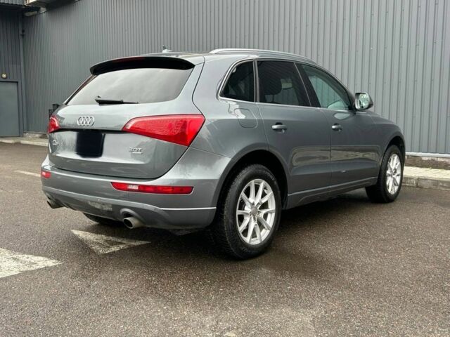 Сірий Ауді Ку 5, об'ємом двигуна 2 л та пробігом 265 тис. км за 11999 $, фото 2 на Automoto.ua