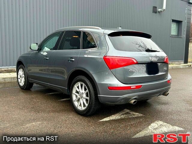 Сірий Ауді Ку 5, об'ємом двигуна 2 л та пробігом 265 тис. км за 11999 $, фото 6 на Automoto.ua