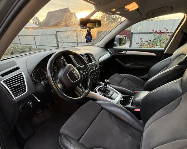 Серый Ауди Ку 5, объемом двигателя 1.97 л и пробегом 260 тыс. км за 16200 $, фото 10 на Automoto.ua