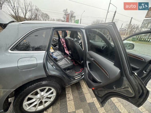 Сірий Ауді Ку 5, об'ємом двигуна 2 л та пробігом 263 тис. км за 11850 $, фото 24 на Automoto.ua