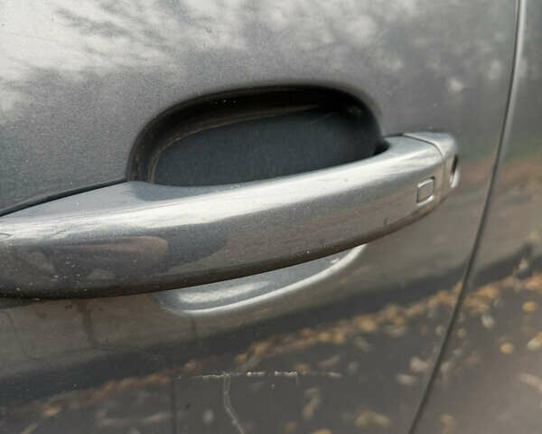 Сірий Ауді Ку 5, об'ємом двигуна 1.98 л та пробігом 277 тис. км за 12000 $, фото 14 на Automoto.ua