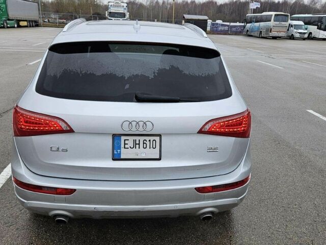 Серый Ауди Ку 5, объемом двигателя 3.2 л и пробегом 182 тыс. км за 7900 $, фото 1 на Automoto.ua