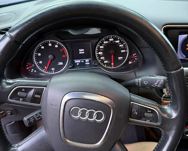 Сірий Ауді Ку 5, об'ємом двигуна 1.98 л та пробігом 277 тис. км за 12000 $, фото 25 на Automoto.ua
