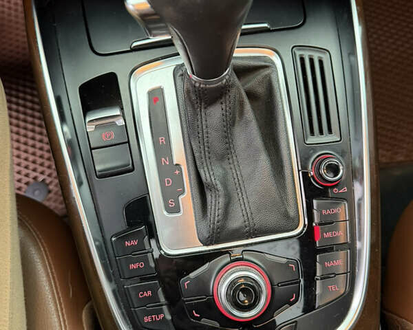 Сірий Ауді Ку 5, об'ємом двигуна 1.98 л та пробігом 277 тис. км за 12000 $, фото 28 на Automoto.ua