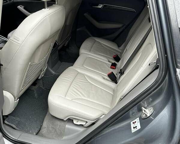 Серый Ауди Ку 5, объемом двигателя 1.98 л и пробегом 231 тыс. км за 11700 $, фото 14 на Automoto.ua