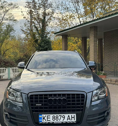 Серый Ауди Ку 5, объемом двигателя 1.98 л и пробегом 282 тыс. км за 14000 $, фото 2 на Automoto.ua