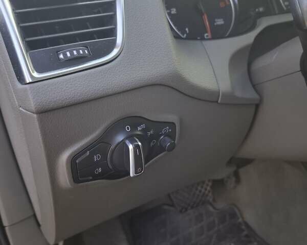 Сірий Ауді Ку 5, об'ємом двигуна 1.97 л та пробігом 212 тис. км за 16900 $, фото 36 на Automoto.ua