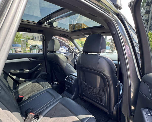 Серый Ауди Ку 5, объемом двигателя 2.97 л и пробегом 300 тыс. км за 15500 $, фото 10 на Automoto.ua