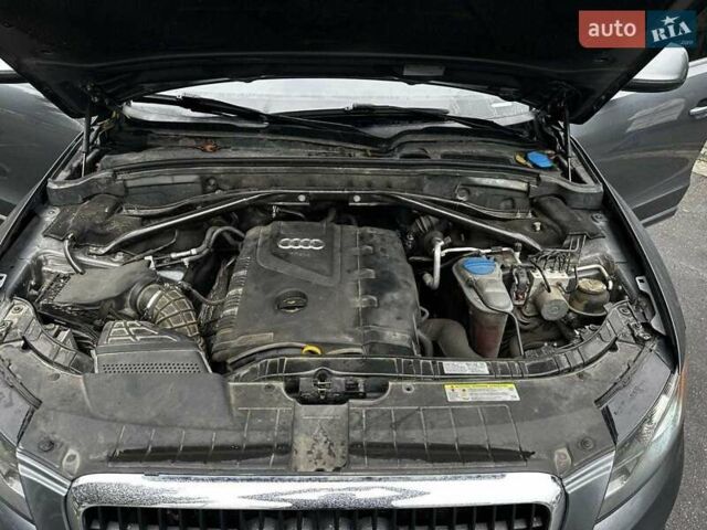 Серый Ауди Ку 5, объемом двигателя 1.98 л и пробегом 231 тыс. км за 11700 $, фото 7 на Automoto.ua