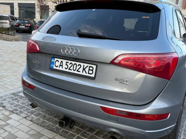 Серый Ауди Ку 5, объемом двигателя 2 л и пробегом 300 тыс. км за 13700 $, фото 3 на Automoto.ua