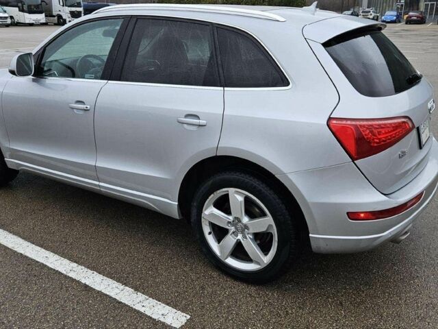 Серый Ауди Ку 5, объемом двигателя 3.2 л и пробегом 182 тыс. км за 7900 $, фото 11 на Automoto.ua