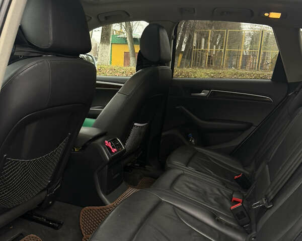 Сірий Ауді Ку 5, об'ємом двигуна 1.98 л та пробігом 288 тис. км за 13000 $, фото 5 на Automoto.ua