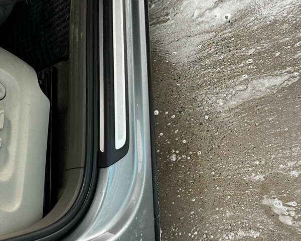 Серый Ауди Ку 5, объемом двигателя 2.97 л и пробегом 301 тыс. км за 15800 $, фото 15 на Automoto.ua