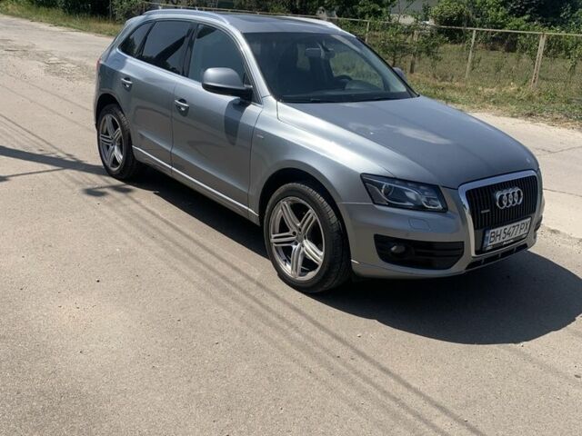 Сірий Ауді Ку 5, об'ємом двигуна 2 л та пробігом 3 тис. км за 18000 $, фото 2 на Automoto.ua