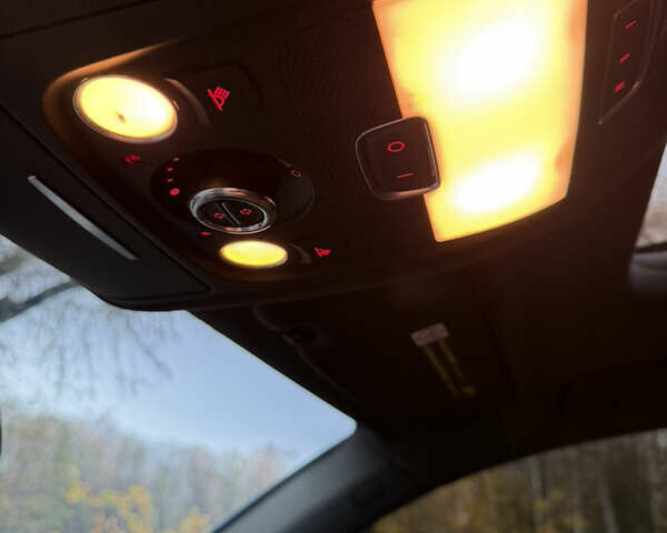 Сірий Ауді Ку 5, об'ємом двигуна 1.98 л та пробігом 277 тис. км за 12000 $, фото 30 на Automoto.ua