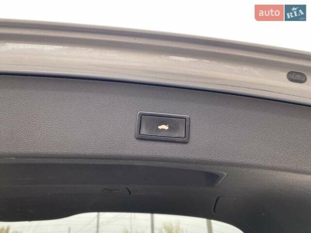 Ауди Ку 5 2011 в Полтаве на Automoto.ua Серый Ауди Ку 5, объемом двигателя 2 л и пробегом 249 тыс. км за 12500 $, фото 10 на Automoto.ua