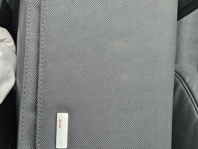 Серый Ауди Ку 5, объемом двигателя 3.2 л и пробегом 182 тыс. км за 7900 $, фото 20 на Automoto.ua