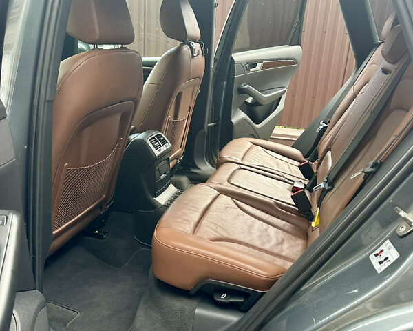 Серый Ауди Ку 5, объемом двигателя 1.98 л и пробегом 283 тыс. км за 12999 $, фото 10 на Automoto.ua