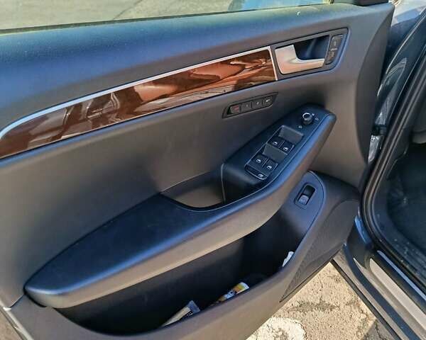 Сірий Ауді Ку 5, об'ємом двигуна 1.98 л та пробігом 211 тис. км за 13199 $, фото 2 на Automoto.ua