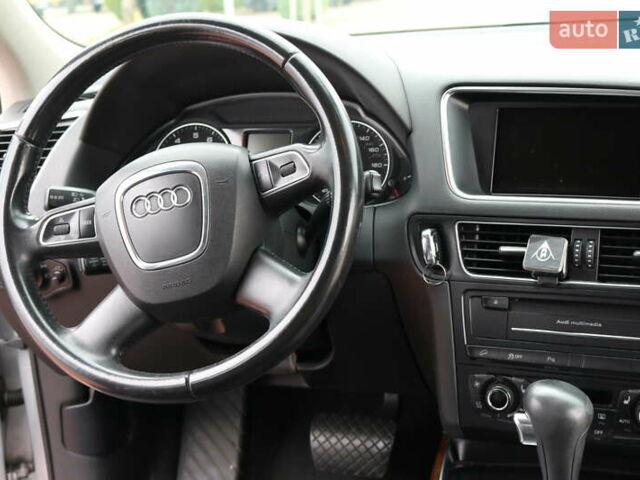 Серый Ауди Ку 5, объемом двигателя 1.98 л и пробегом 334 тыс. км за 8700 $, фото 9 на Automoto.ua
