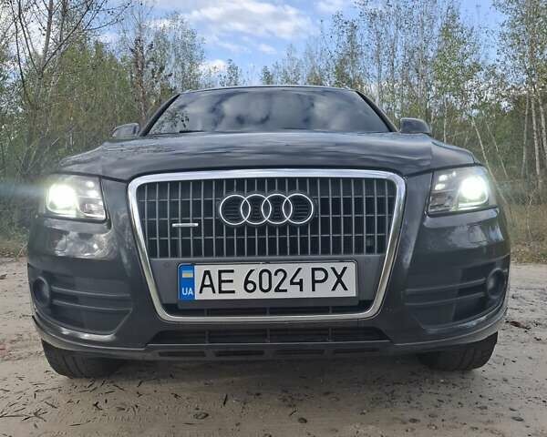 Сірий Ауді Ку 5, об'ємом двигуна 1.97 л та пробігом 212 тис. км за 16900 $, фото 4 на Automoto.ua