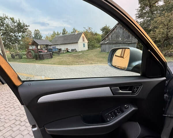 Серый Ауди Ку 5, объемом двигателя 1.97 л и пробегом 260 тыс. км за 16200 $, фото 9 на Automoto.ua