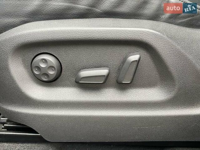 Ауди Ку 5 2011 в Полтаве на Automoto.ua Серый Ауди Ку 5, объемом двигателя 2 л и пробегом 249 тыс. км за 12500 $, фото 14 на Automoto.ua