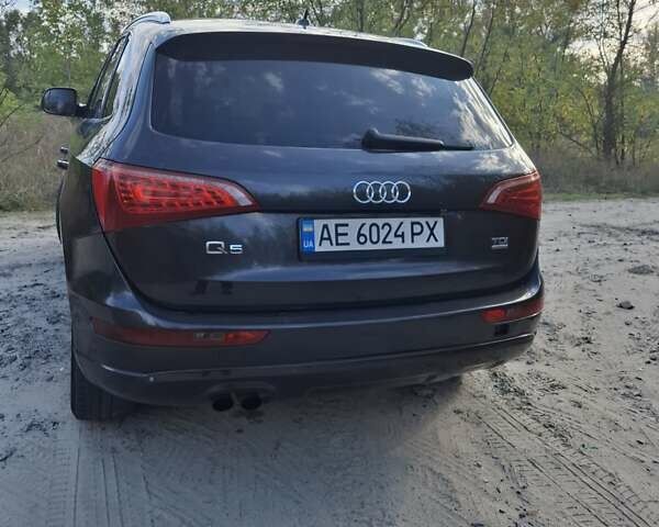 Сірий Ауді Ку 5, об'ємом двигуна 1.97 л та пробігом 212 тис. км за 16900 $, фото 9 на Automoto.ua