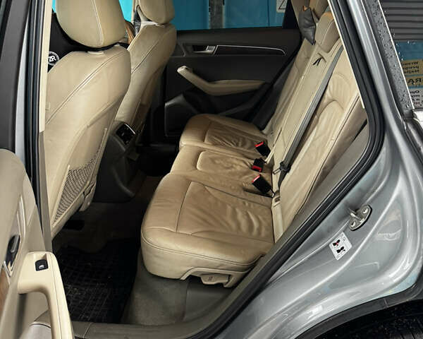 Серый Ауди Ку 5, объемом двигателя 2.97 л и пробегом 301 тыс. км за 15800 $, фото 11 на Automoto.ua