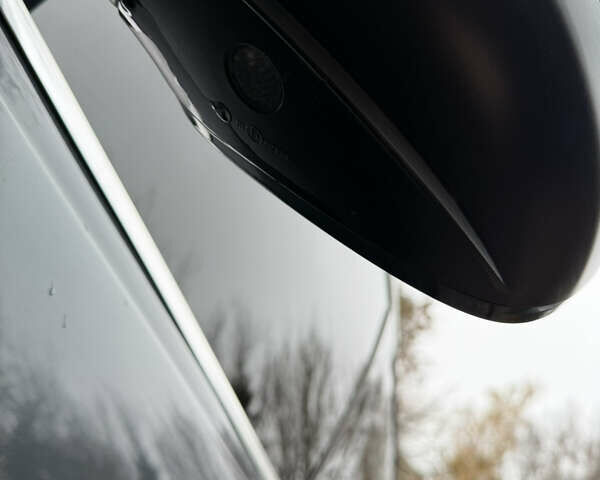 Сірий Ауді Ку 5, об'ємом двигуна 1.98 л та пробігом 277 тис. км за 12000 $, фото 10 на Automoto.ua