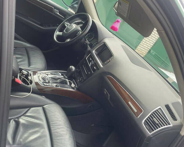 Серый Ауди Ку 5, объемом двигателя 2 л и пробегом 156 тыс. км за 15800 $, фото 7 на Automoto.ua