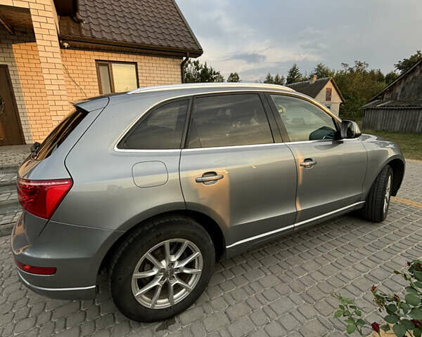 Серый Ауди Ку 5, объемом двигателя 1.97 л и пробегом 260 тыс. км за 16200 $, фото 6 на Automoto.ua