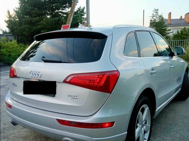 Сірий Ауді Ку 5, об'ємом двигуна 2 л та пробігом 210 тис. км за 10000 $, фото 5 на Automoto.ua