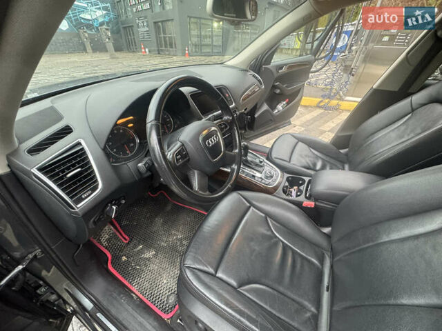 Сірий Ауді Ку 5, об'ємом двигуна 2 л та пробігом 263 тис. км за 11850 $, фото 19 на Automoto.ua