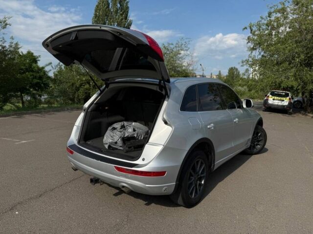 Серый Ауди Ку 5, объемом двигателя 2 л и пробегом 230 тыс. км за 12873 $, фото 6 на Automoto.ua