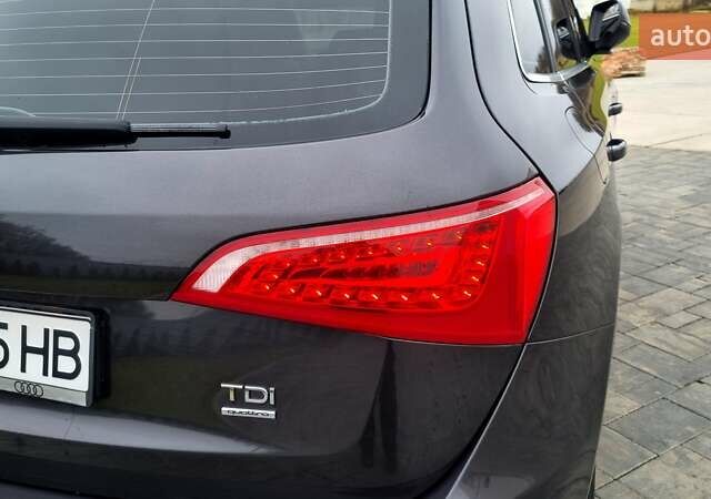 Серый Ауди Ку 5, объемом двигателя 1.97 л и пробегом 206 тыс. км за 15999 $, фото 14 на Automoto.ua