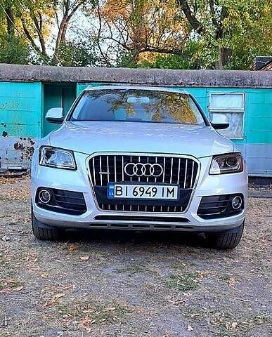 Сірий Ауді Ку 5, об'ємом двигуна 2 л та пробігом 176 тис. км за 16200 $, фото 1 на Automoto.ua