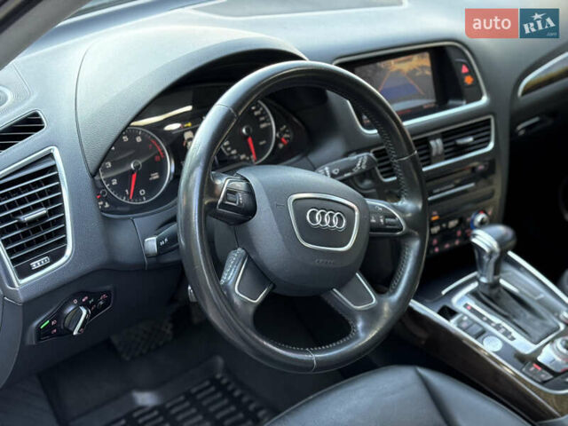 Сірий Ауді Ку 5, об'ємом двигуна 2 л та пробігом 250 тис. км за 12900 $, фото 32 на Automoto.ua
