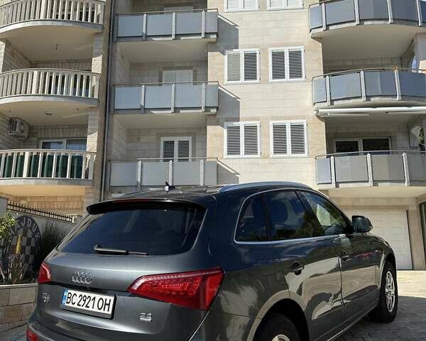 Серый Ауди Ку 5, объемом двигателя 3.2 л и пробегом 178 тыс. км за 19800 $, фото 3 на Automoto.ua