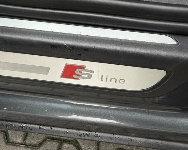 Серый Ауди Ку 5, объемом двигателя 3.2 л и пробегом 240 тыс. км за 11500 $, фото 30 на Automoto.ua